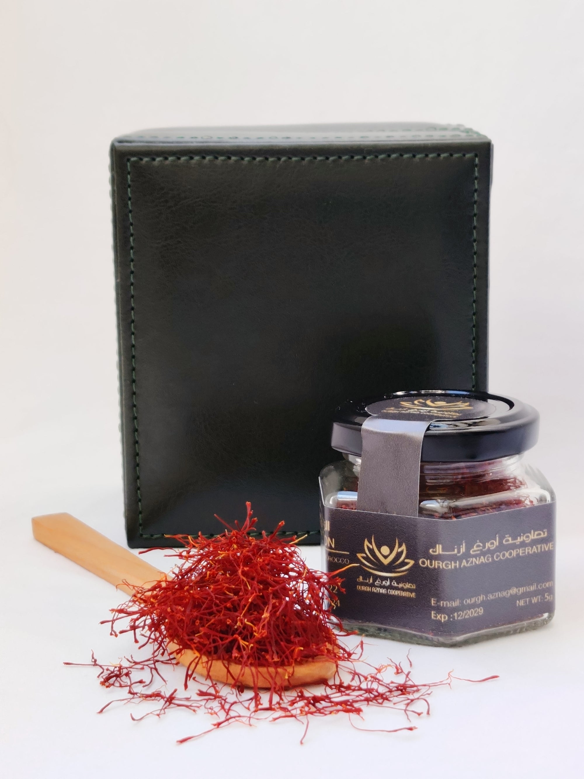 Premium Safranfäden aus Marokko Herkunft - Marokkanische Safranfelder